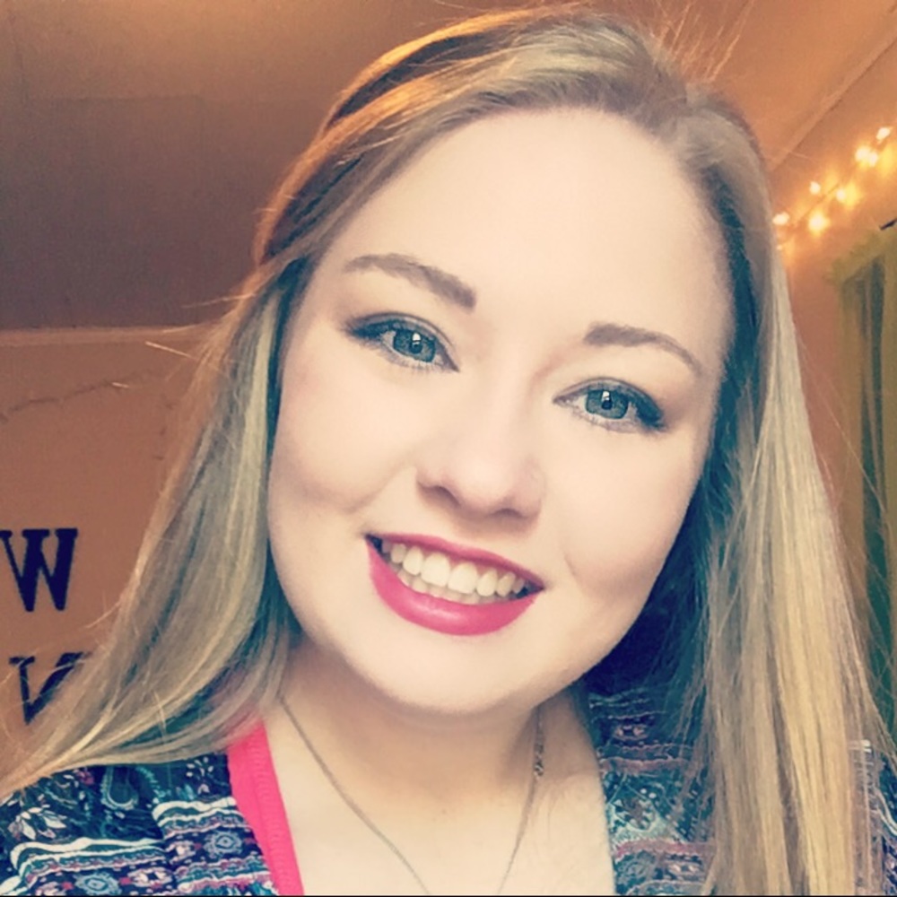 Meet your Posher, Whitney